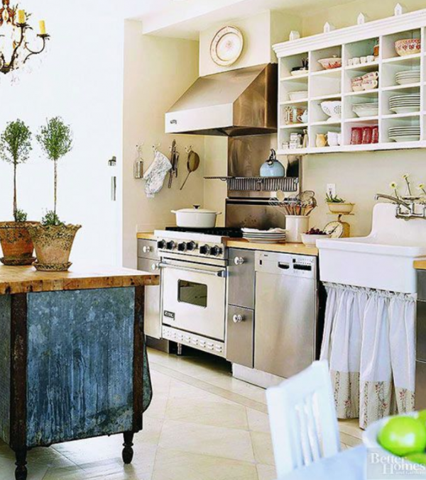 Dapur dengan peralatan dapur bergaya vintage